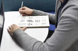 深入解析，机智的医生生活解说视频的魔力