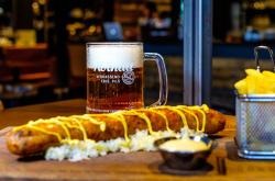 喝蜂蜜水的功效与作用：天然能量补充、改善睡眠、美容养颜全解析