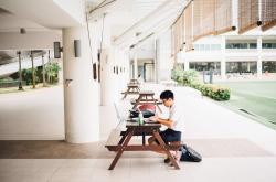 学生被要求搬至工厂，教育还是就业？