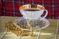 男人喝什么茶补肾又补精？中医推荐5款养生茶饮，温和调理提升精力