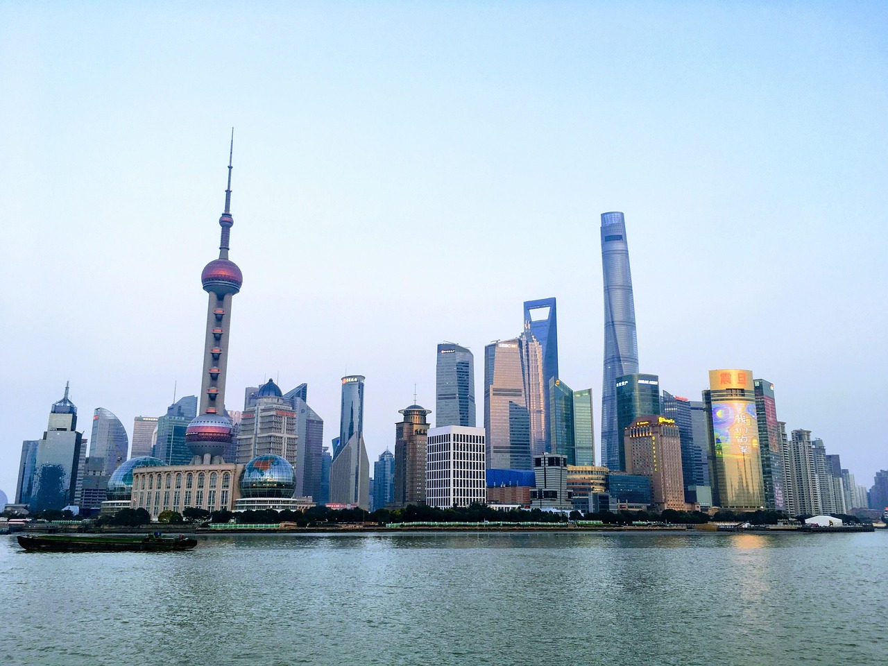 上海浦东解封最新消息，城市复苏的曙光